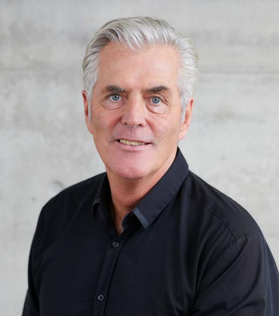 Keyaniyan Team Thomas Nuppnau